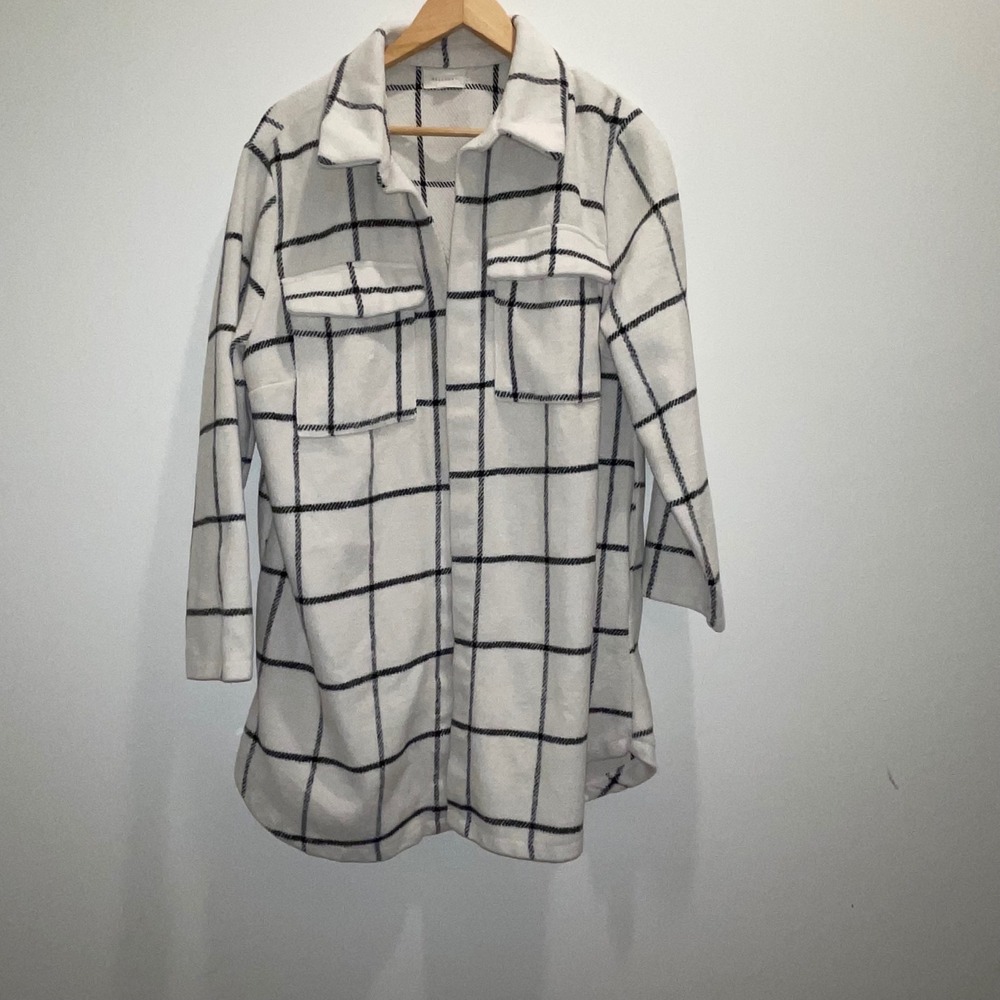 Melloday White Black Windowpane Plaid Longline‎ Shacket Plus Size 1X